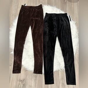 🆕 Set of Two Women’s Velvet Leggings - Black and Brown (One Size)